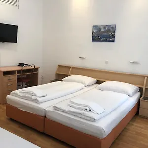 2* Maison d'hôtes Vera
